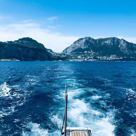 بوتيل Yacht كابري